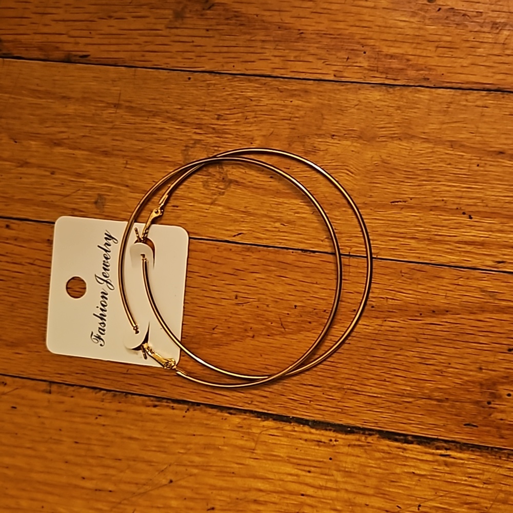 Brand New Fashion Jewelry Fake Gold Hoop Earrings
